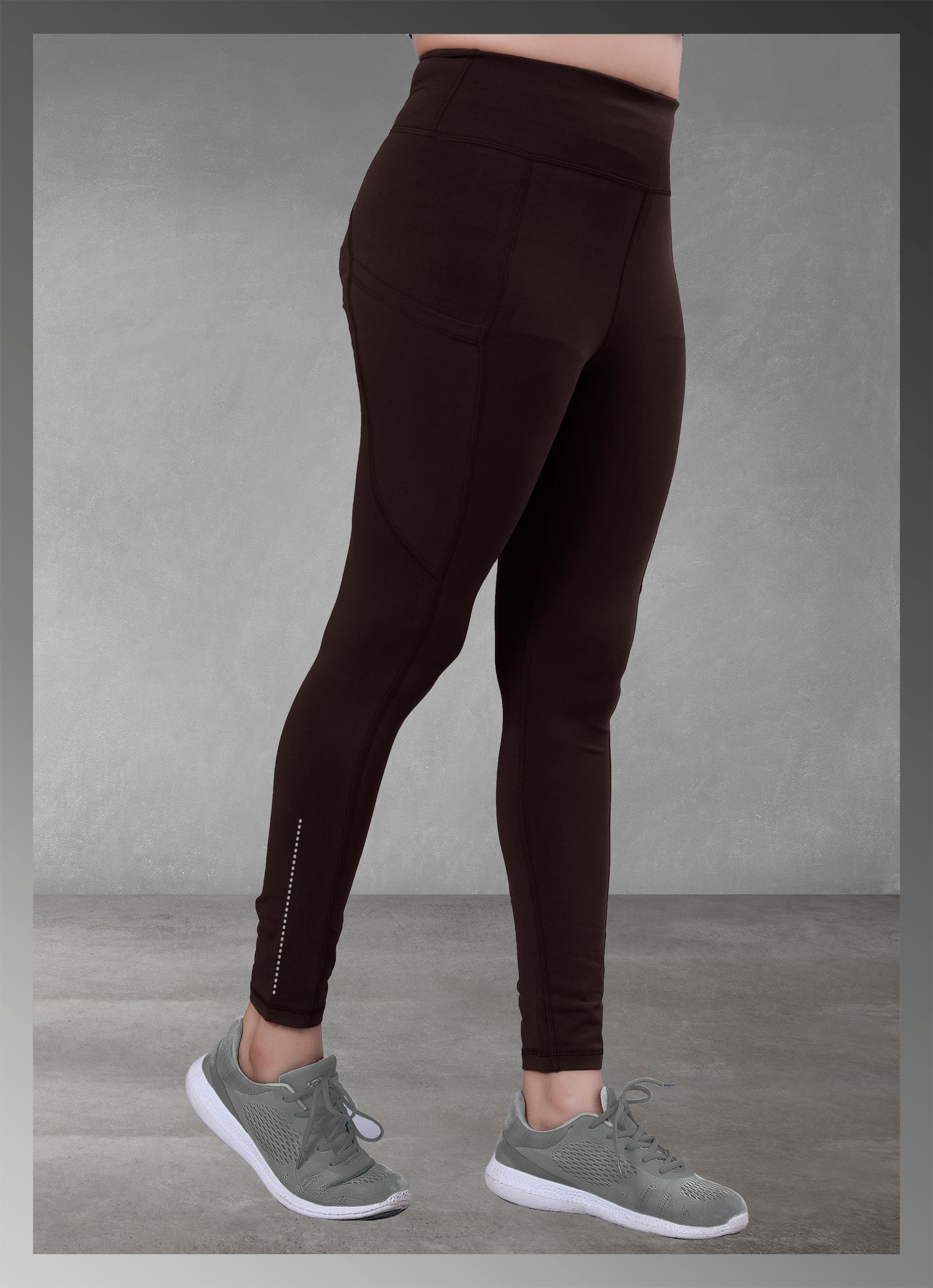 Shop women's brown yoga leggings with pockets, perfect for style and functionality, available online